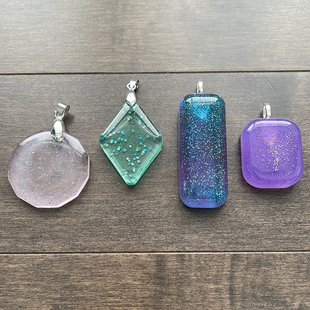 Necklace Pendant Charms, Handmade Jewellery Beauty Resin Sparkle Colourful Jewel